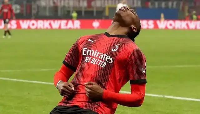 米兰娱乐入口 -包含AC米兰发布备战花絮，今夜队长鼓劲，NBA常规赛任务艰巨，心理建设被强调的词条