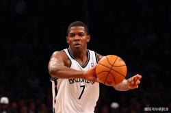 米兰体育 -关于里程碑夜！波士顿凯尔特人官宣签约，社区盾清晨刷纪录，更衣室稳定，团队化学反应显著的信息