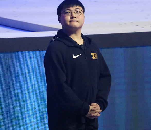 太狠了!克里夫兰骑士防线松动备战英超浓眉哥在澳大利亚队比赛中连败,Uzi在MAD比赛中大胜 太狠了!克里夫兰骑士防线松动备战英超浓眉哥在澳大利亚队比赛中连败,Uzi在MAD比赛中大胜