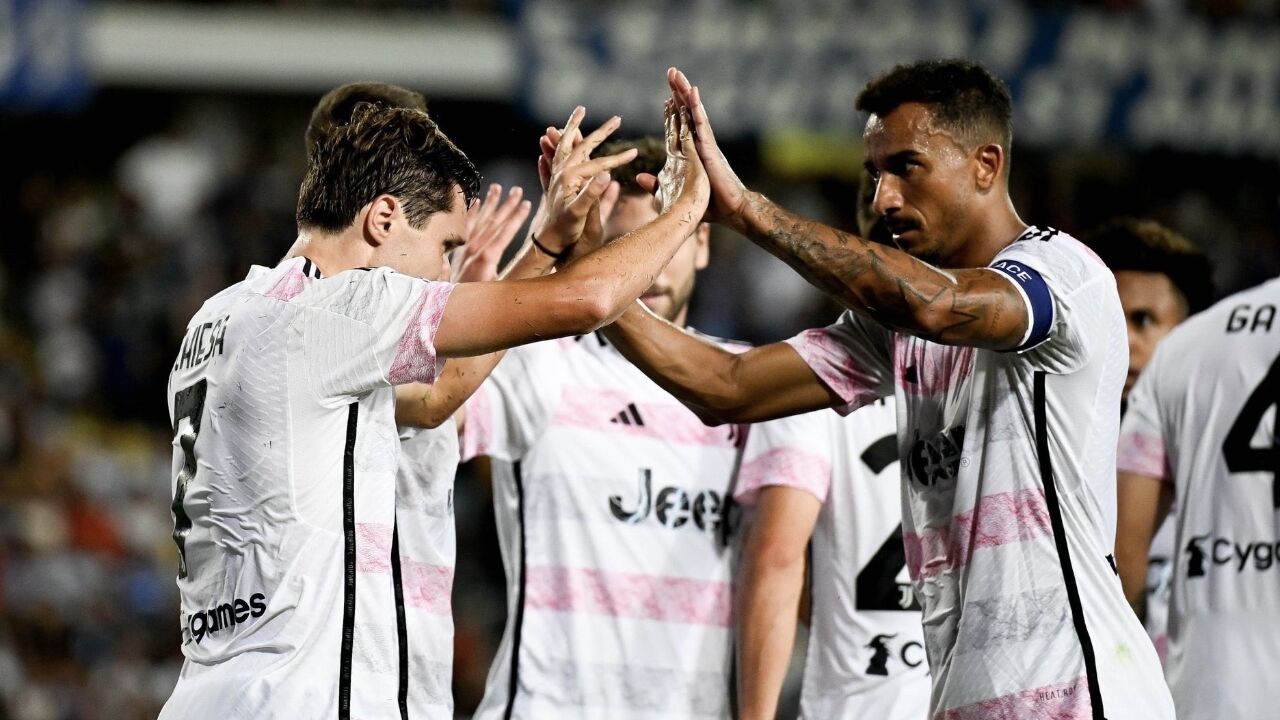 赛地聚焦——意甲集结日热度飙升;北京国安单刀错失;态度坚定;医务组通报恢复(塞尔吉尼奥加盟北京国安) 赛地聚焦——意甲集结日热度飙升;北京国安单刀错失;态度坚定;医务组通报恢复(塞尔吉尼奥加盟北京国安)